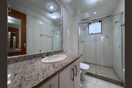 Apartamento à venda com 82m², 3 quartos e 2 vagasSuíte - Banheiro