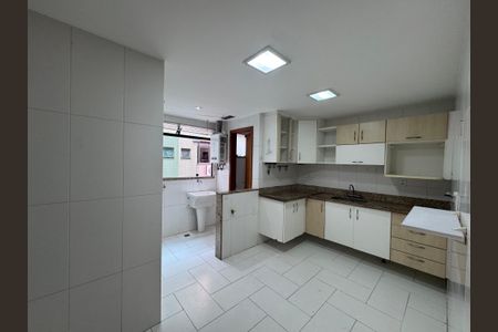 Apartamento à venda com 82m², 3 quartos e 2 vagasCozinha e Área de Serviço