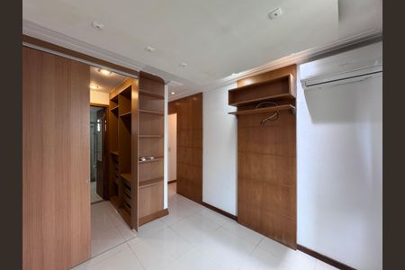 Apartamento à venda com 82m², 3 quartos e 2 vagasSuíte 