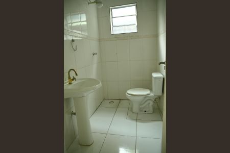 Casa à venda com 240m², 3 quartos e 2 vagasBanheiro Área de convivência