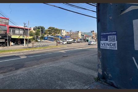 Casa à venda com 240m², 3 quartos e 2 vagasFachada 
