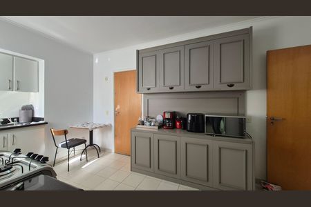 Apartamento à venda com 110m², 3 quartos e 2 vagasCozinha