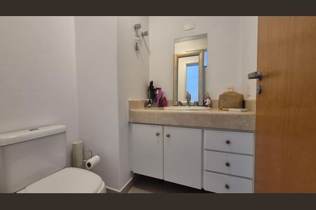 Apartamento à venda com 110m², 3 quartos e 2 vagasLavabo