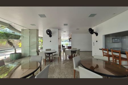 Apartamento à venda com 110m², 3 quartos e 2 vagasSalão de festas