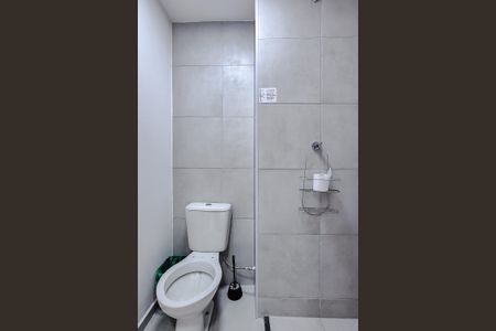 Apartamento para alugar com 38m², 2 quartos e sem vagaBanheiro