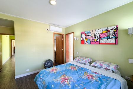 Casa à venda com 284m², 2 quartos e 2 vagas Casa à venda com 284m², 2 quartos e 2 vagasSuíte 1