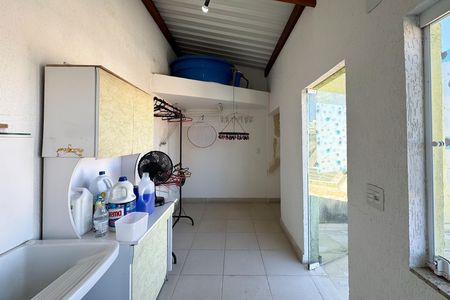 Casa à venda com 284m², 2 quartos e 2 vagas Casa à venda com 284m², 2 quartos e 2 vagasÁrea de Serviço 2