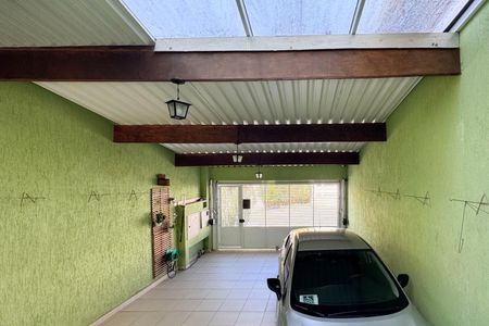 Casa à venda com 284m², 2 quartos e 2 vagas Casa à venda com 284m², 2 quartos e 2 vagasVista - Sala