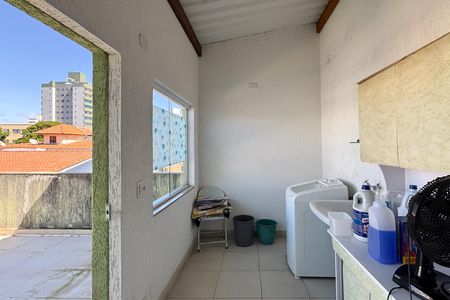Casa à venda com 284m², 2 quartos e 2 vagas Casa à venda com 284m², 2 quartos e 2 vagasÁrea de Serviço 2
