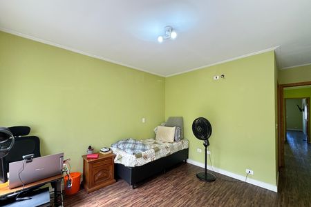 Casa à venda com 284m², 2 quartos e 2 vagas Casa à venda com 284m², 2 quartos e 2 vagasSuíte 2