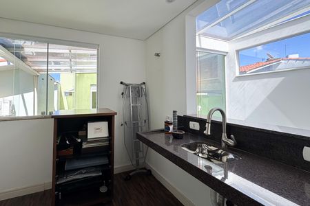Casa à venda com 284m², 2 quartos e 2 vagas Casa à venda com 284m², 2 quartos e 2 vagasCozinha - Salão