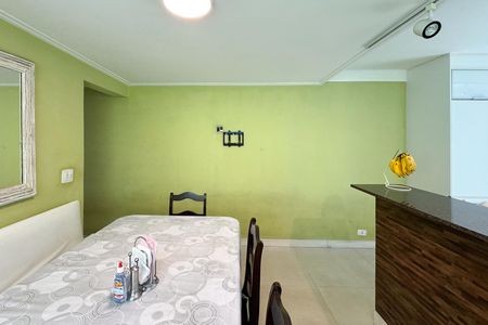 Casa à venda com 284m², 2 quartos e 2 vagas Casa à venda com 284m², 2 quartos e 2 vagasSala de Jantar