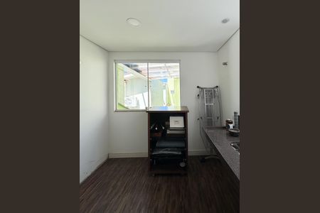 Casa à venda com 284m², 2 quartos e 2 vagas Casa à venda com 284m², 2 quartos e 2 vagasCozinha - Salão