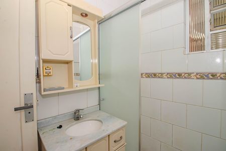 Apartamento à venda com 93m², 2 quartos e sem vaga Apartamento à venda com 93m², 2 quartos e sem vagaBanheiro