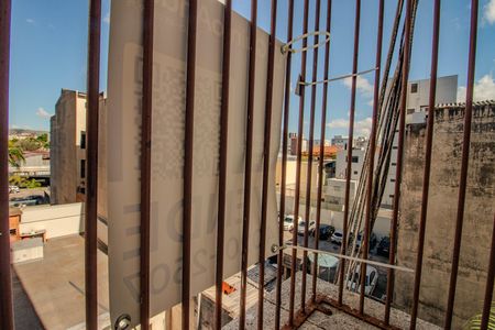 Apartamento à venda com 93m², 2 quartos e sem vaga Apartamento à venda com 93m², 2 quartos e sem vagaPlaquinha