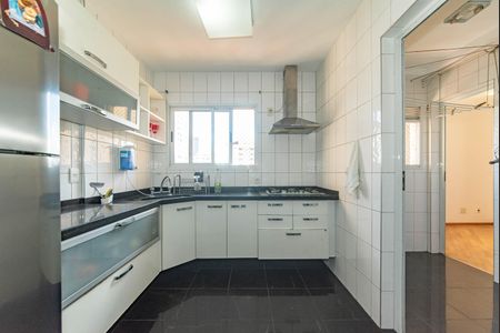 Apartamento à venda com 105m², 3 quartos e 2 vagasCozinha