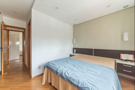 Apartamento à venda com 105m², 3 quartos e 2 vagasSuite 2