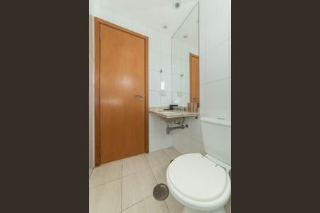 Apartamento à venda com 105m², 3 quartos e 2 vagasBanheiro da Suíte 2