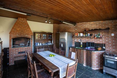 Casa à venda com 660m², 5 quartos e 8 vagasEspaço Gourmet