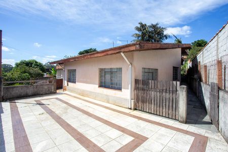 Casa à venda com 660m², 5 quartos e 8 vagasVaranda