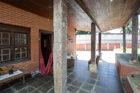Casa à venda com 660m², 5 quartos e 8 vagasVaranda