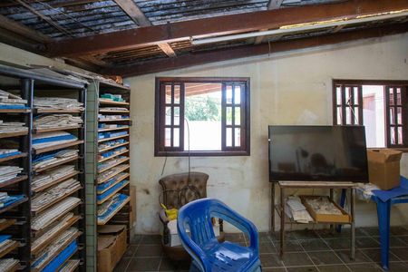 Casa à venda com 660m², 5 quartos e 8 vagasQuarto de Serviço
