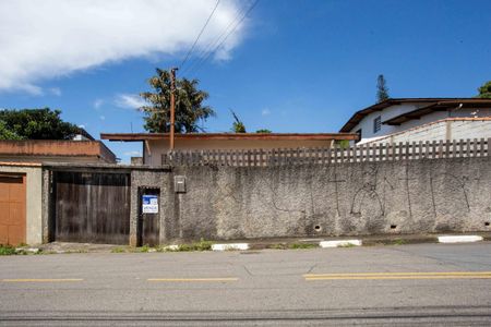 Casa à venda com 660m², 5 quartos e 8 vagasFachada