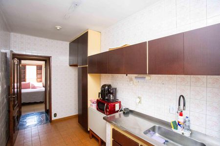 Casa à venda com 660m², 5 quartos e 8 vagasCozinha