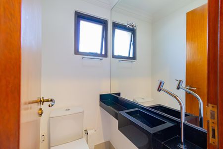 Apartamento para alugar com 219m², 3 quartos e 3 vagasLavabo