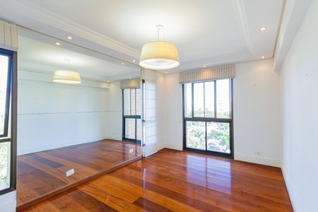 Apartamento para alugar com 219m², 3 quartos e 3 vagasSala 2
