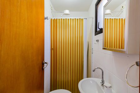 Apartamento para alugar com 219m², 3 quartos e 3 vagasBanheiro de serviço