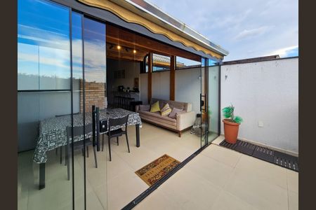 Apartamento à venda com 96m², 2 quartos e 2 vagasÁrea Gourmet/Área de Serviço