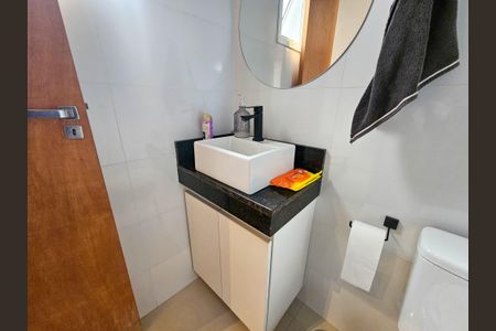 Apartamento à venda com 96m², 2 quartos e 2 vagasLavabo