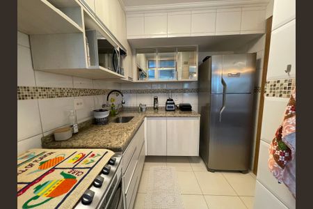 Apartamento à venda com 53m², 2 quartos e 1 vagaCozinha