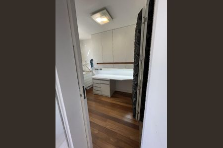 Apartamento à venda com 121m², 3 quartos e 1 vagaFoto 01