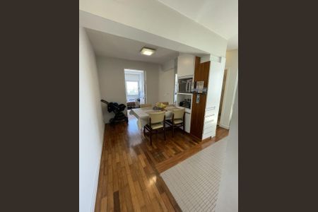 Apartamento à venda com 121m², 3 quartos e 1 vagaFoto 01
