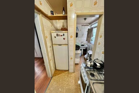 Cozinha de apartamento para alugar com 1 quarto, 47m² em São João, Porto Alegre