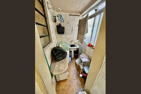 Área de serviço de apartamento para alugar com 1 quarto, 47m² em São João, Porto Alegre