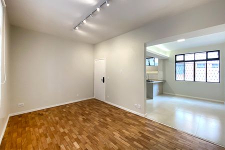 Sala de apartamento à venda com 3 quartos, 110m² em Sion, Belo Horizonte