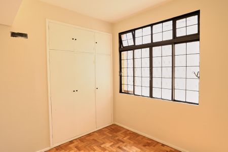 Apartamento à venda com 110m², 3 quartos e 1 vagaQuarto