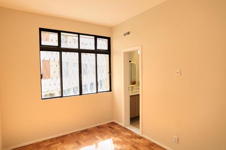 Apartamento à venda com 110m², 3 quartos e 1 vagaSuíte