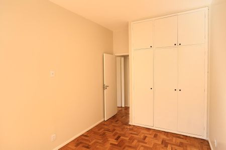 Apartamento à venda com 110m², 3 quartos e 1 vagaSuíte