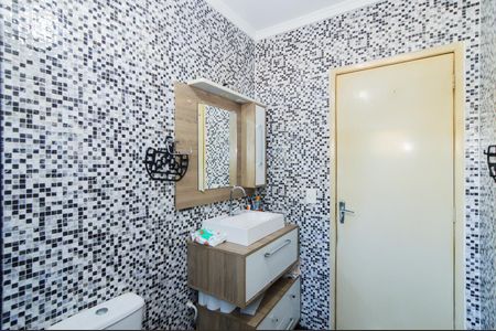 Casa à venda com 178m², 3 quartos e 2 vagasBanheiro da Suíte