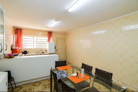 Casa à venda com 178m², 3 quartos e 2 vagasCozinha