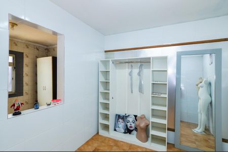 Casa à venda com 178m², 3 quartos e 2 vagasQuarto de Serviço