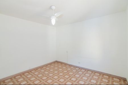 Casa à venda com 178m², 3 quartos e 2 vagasQuarto 2