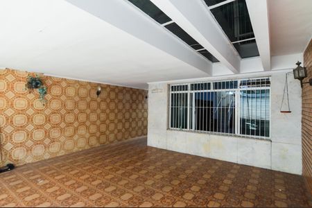 Casa à venda com 178m², 3 quartos e 2 vagasGaragem