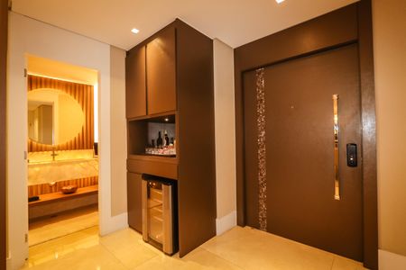 Apartamento à venda com 248m², 4 quartos e 4 vagasEntrada