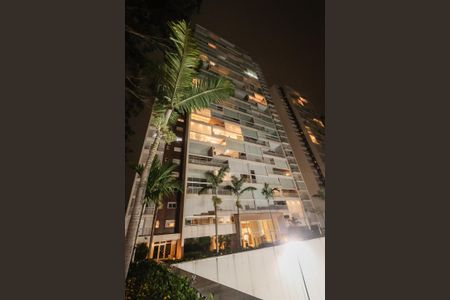 Apartamento à venda com 248m², 4 quartos e 4 vagasPredio