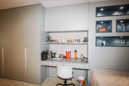 Apartamento à venda com 248m², 4 quartos e 4 vagasSuite 3